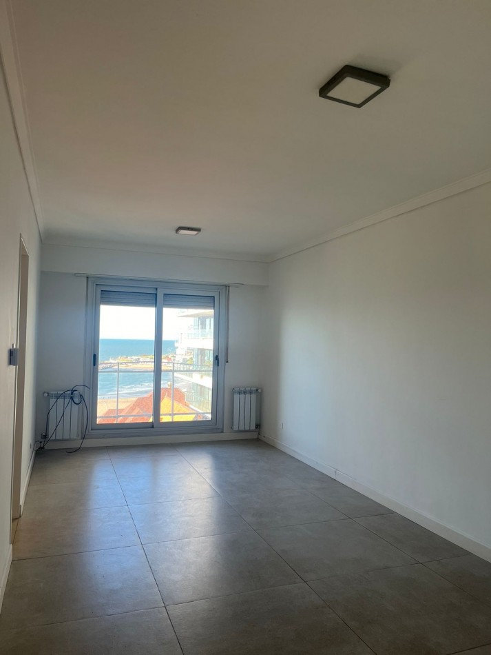 Departamento 4 amb externo con vista al mar
