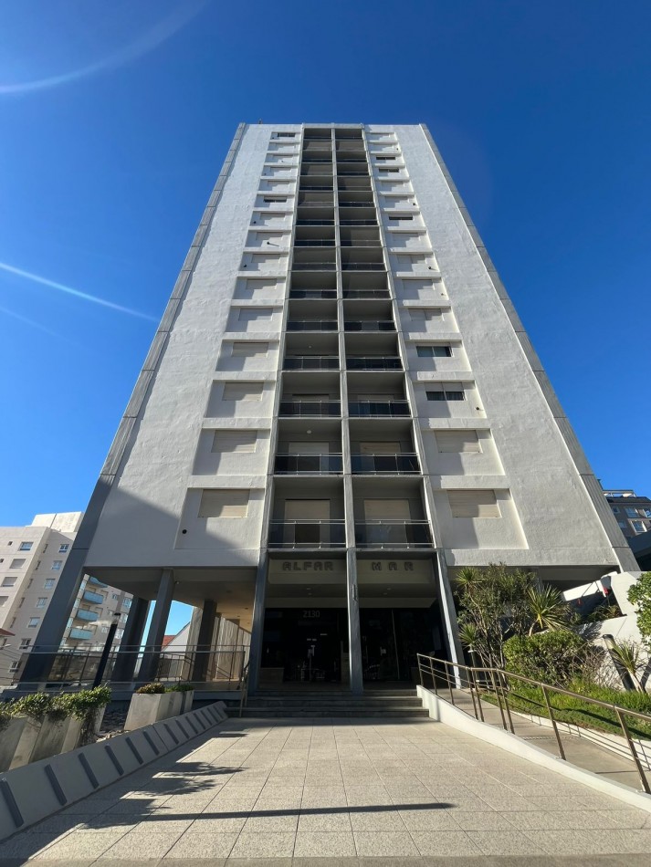 Departamento 4 amb externo con vista al mar