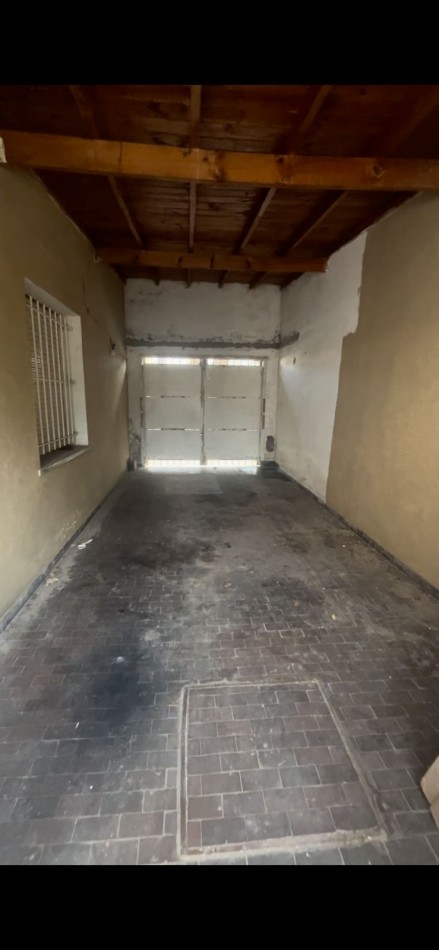 CASA TRES AMB PATIO GARAGE Y DPTO A RECICLAR