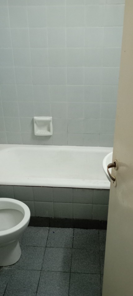 DEPARTAMENTO 4 AMBIENTES