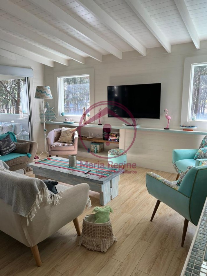 CASA AQUA COSTA ESMERALDA BARRIO DEPORTIVO