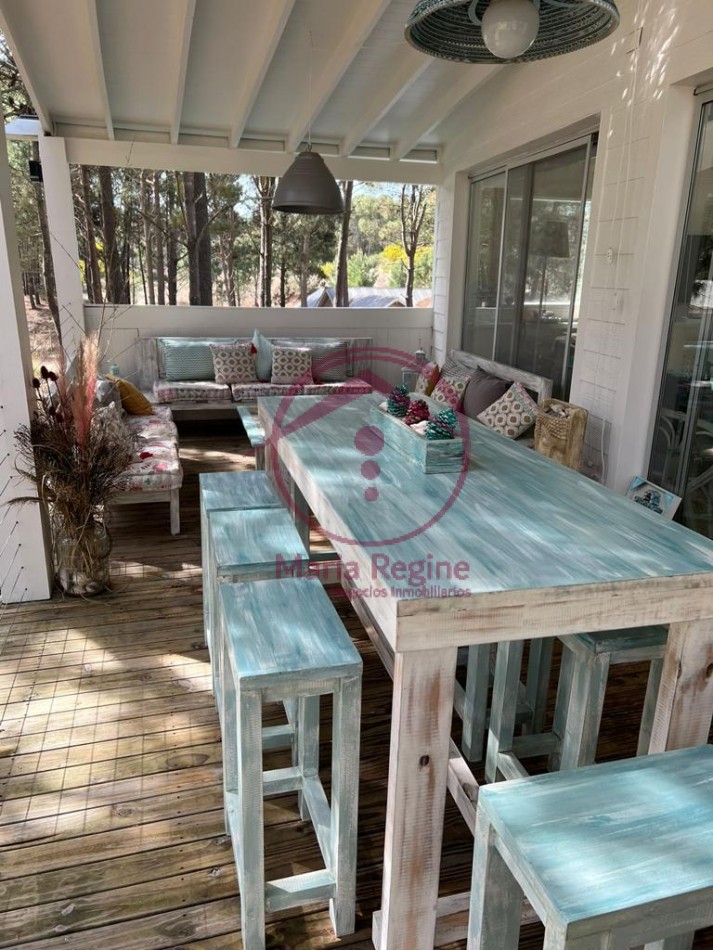 CASA AQUA COSTA ESMERALDA BARRIO DEPORTIVO