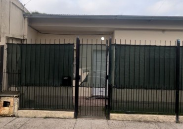 CASA TRES AMB PATIO GARAGE Y DPTO A RECICLAR